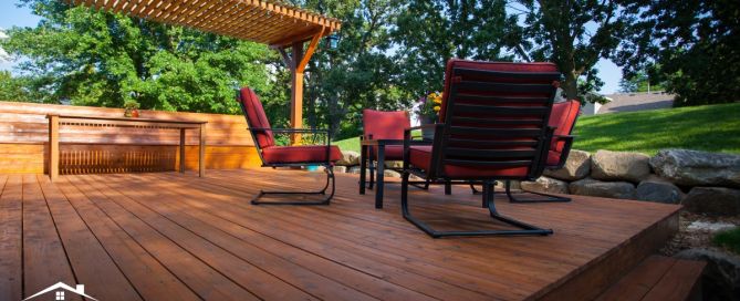 Maximizing Backyard Space with a Custom Deck
