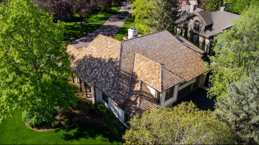 dima90 Cedar Shake Roofs in Kalamazoo Maintenance Fire Concern 4ad1e459 2255 42ce bd56 33ea63132459