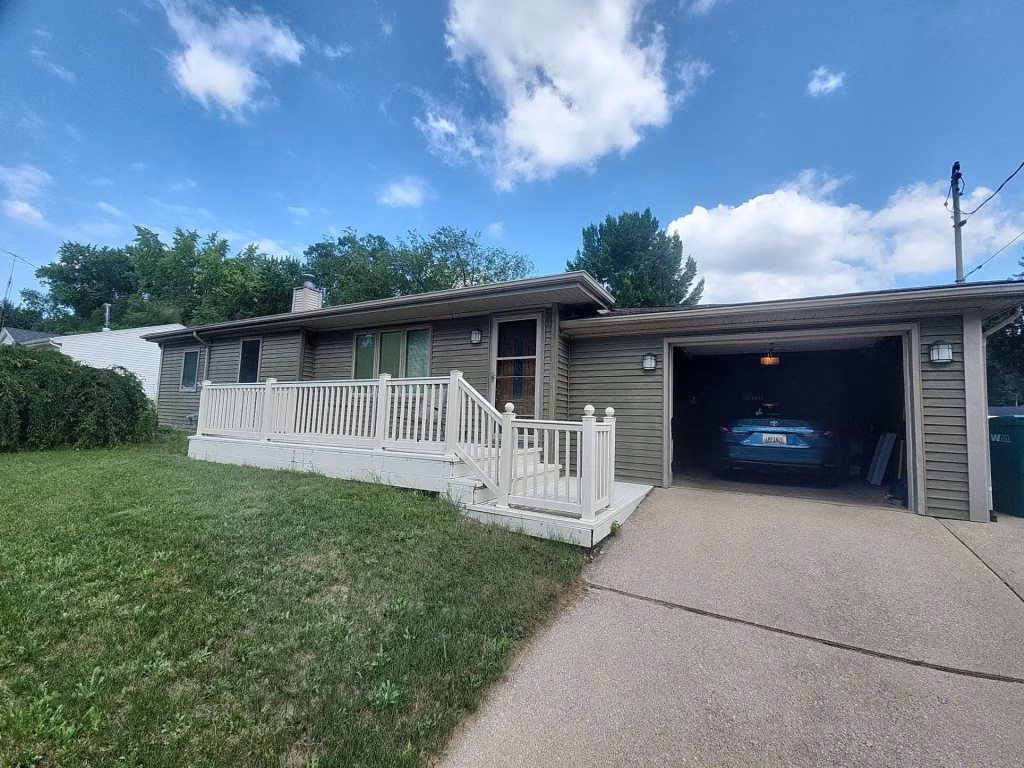 Composite Deck Steps & Rail Replacement